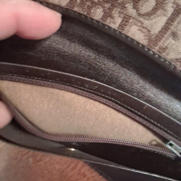 Dior Brown Monogram Key Holder - Picture 14 of 16